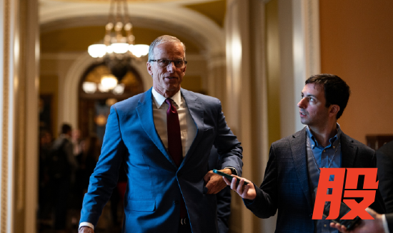 参议院多数党领袖约翰·图恩